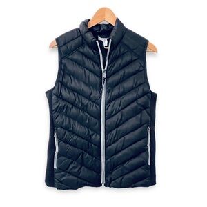 GAP Primaloft Puffer Vest Black Quilted Down Alternative Lightweight Warmth
